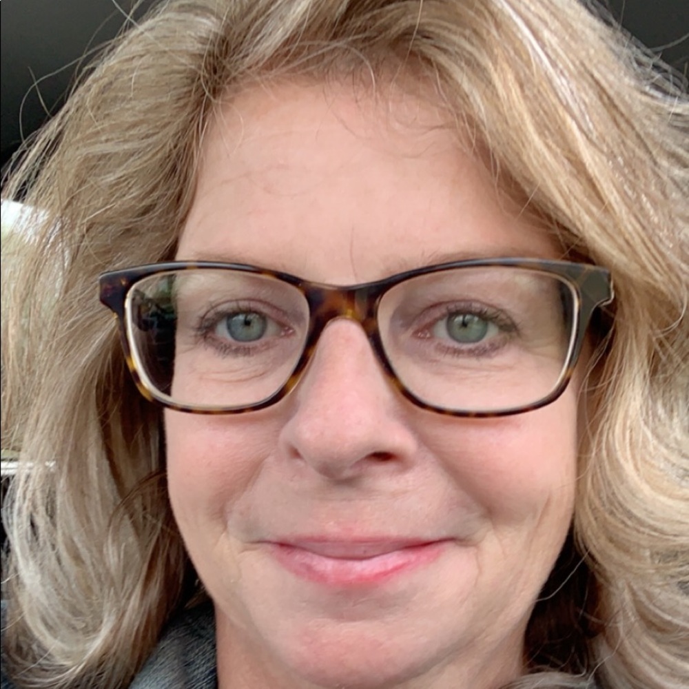Meet your Posher, Amy